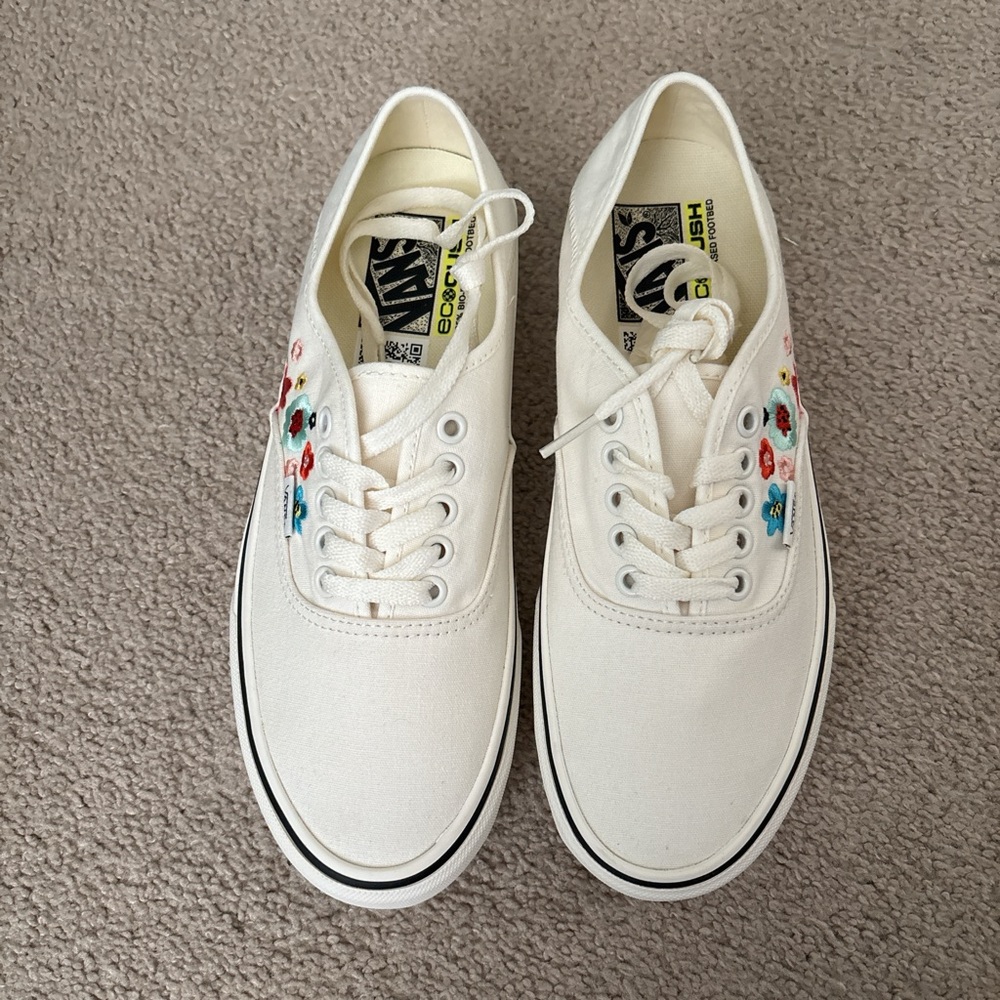 Vans Off-White Sneakers with Colorful Floral Design